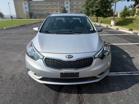 Used 2015 Kia Forte EX w/ Premium Package FWD image 5