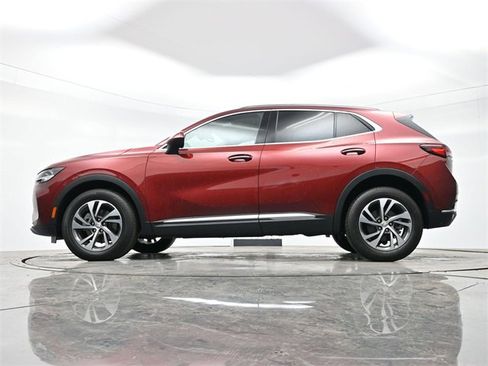 Used 2023 Buick Envision Essence image 29