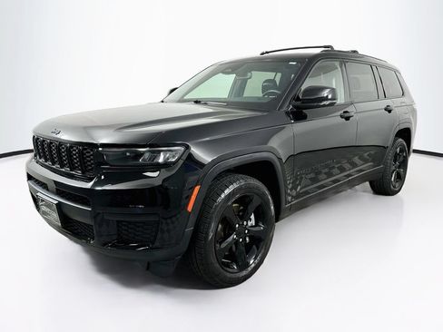 Used 2022 Jeep Grand Cherokee L Laredo AWD/4WD image 1