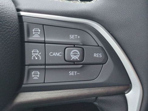 New 2026 Jeep Grand Cherokee L Limited AWD/4WD image 27