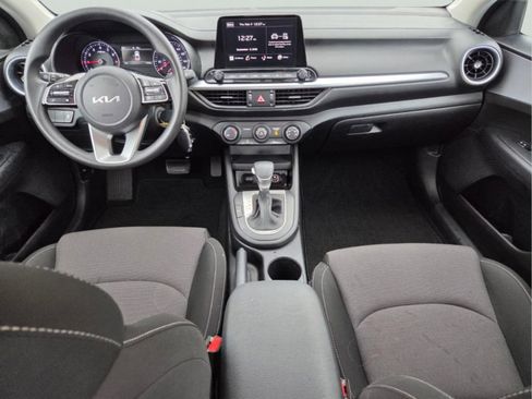 Used 2023 Kia Forte LXS FWD image 11