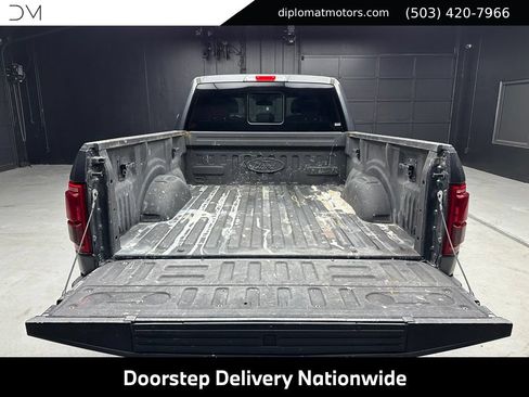 Used 2016 Ford F150 Platinum w/ Equipment Group 701A Luxury AWD/4WD image 46