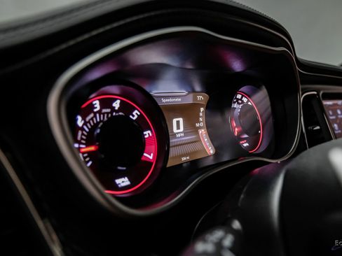 Used 2021 Dodge Challenger SRT Hellcat Redeye image 42