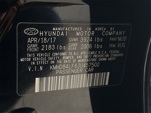 Used 2018 Hyundai Elantra Limited image 11