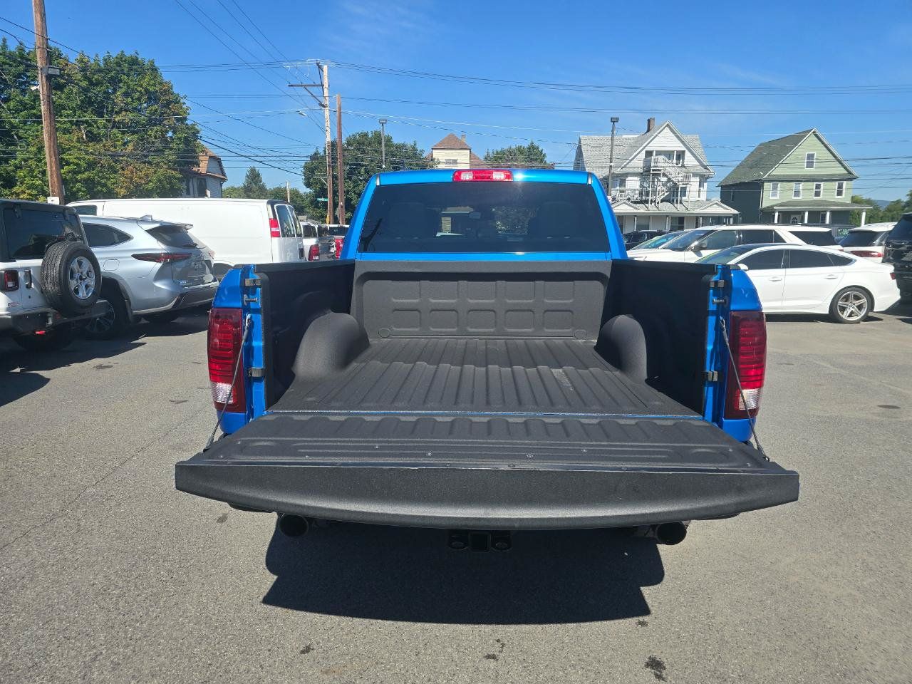 Used 2022 RAM 1500 Warlock AWD/4WD image 17