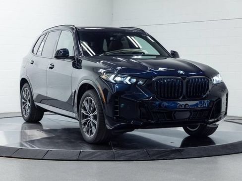 New 2026 BMW X5 xDrive40i w/ M Sport Package AWD/4WD image 5