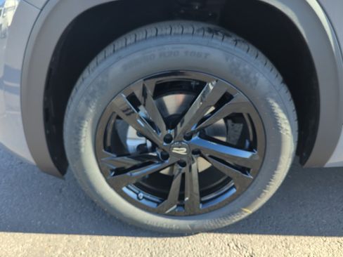 New 2026 Volkswagen Atlas Cross Sport SEL R-Line AWD/4WD image 25
