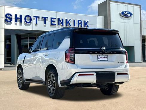 Used 2025 Nissan Armada Platinum image 6