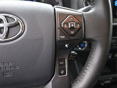 Used 2019 Toyota Tacoma TRD Off-Road image 28