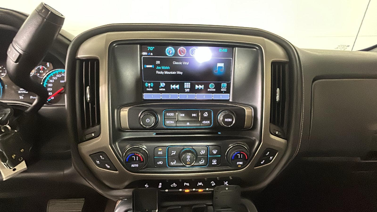 Used 2018 GMC Sierra 1500 Denali w/ Denali Ultimate Package AWD/4WD image 27
