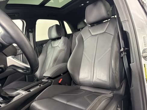 Used 2020 Audi Q3 2.0T Premium Plus AWD/4WD image 26