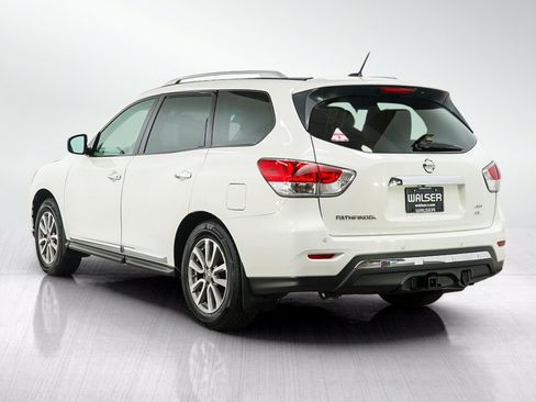 Used 2014 Nissan Pathfinder SL w/ SL Premium Package AWD/4WD image 4