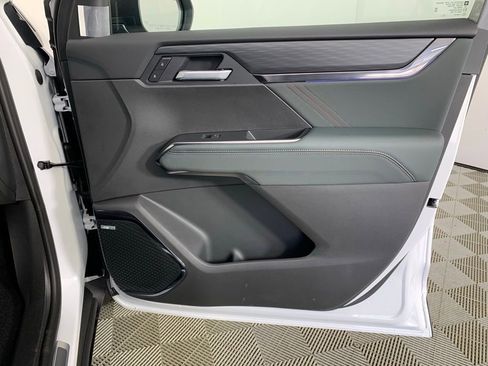 New 2026 GMC Acadia AT4 w/ Luxury Package image 27