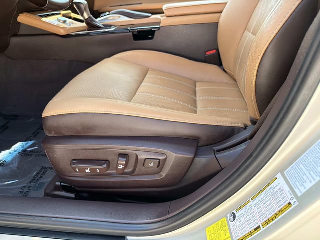 Used 2018 Lexus ES 300h FWD image 19