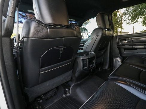 Used 2021 RAM 2500 Limited image 27