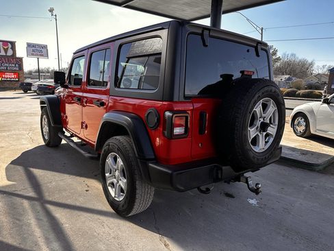 Used 2019 Jeep Wrangler Unlimited Sport S image 6