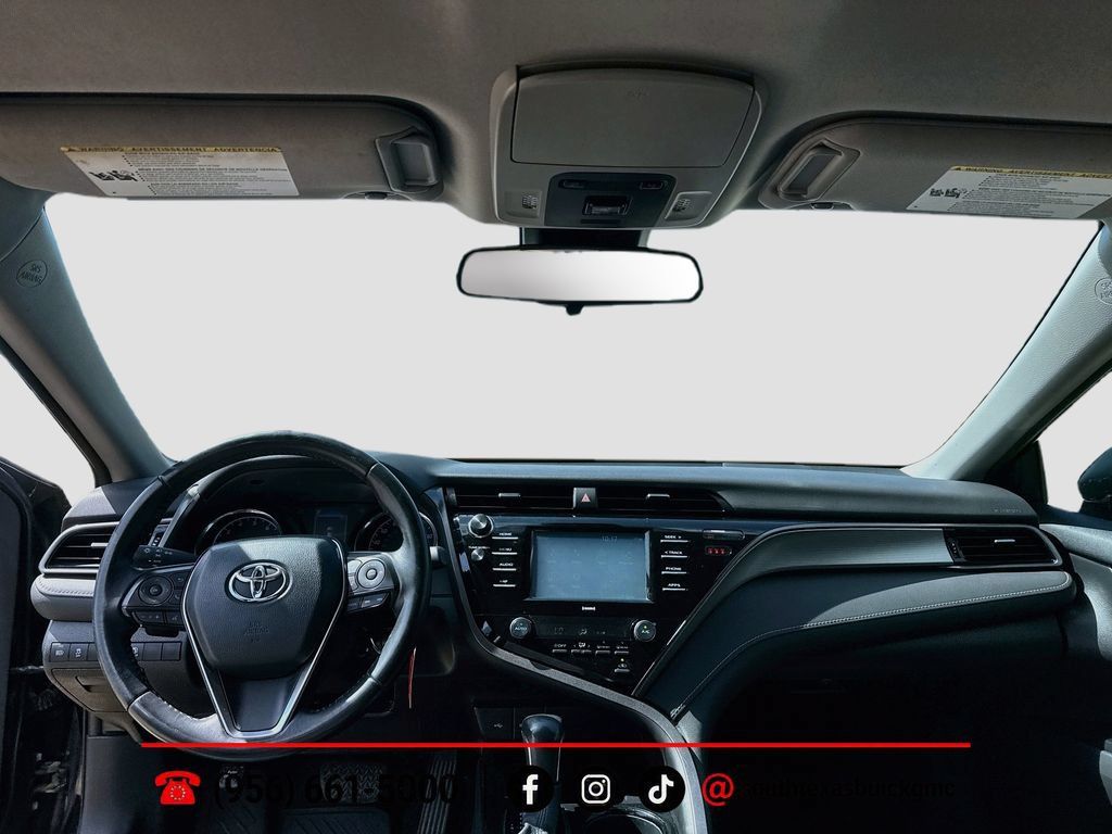 Used 2020 Toyota Camry SE FWD image 21