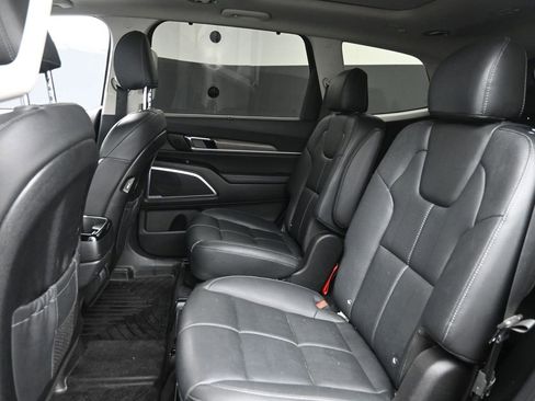 Used 2021 Kia Telluride SX w/ Nightfall Edition Package image 12