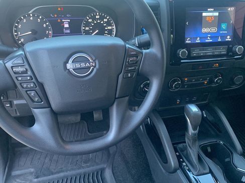 Used 2023 Nissan Frontier SV w/ Midnight Edition Package image 16