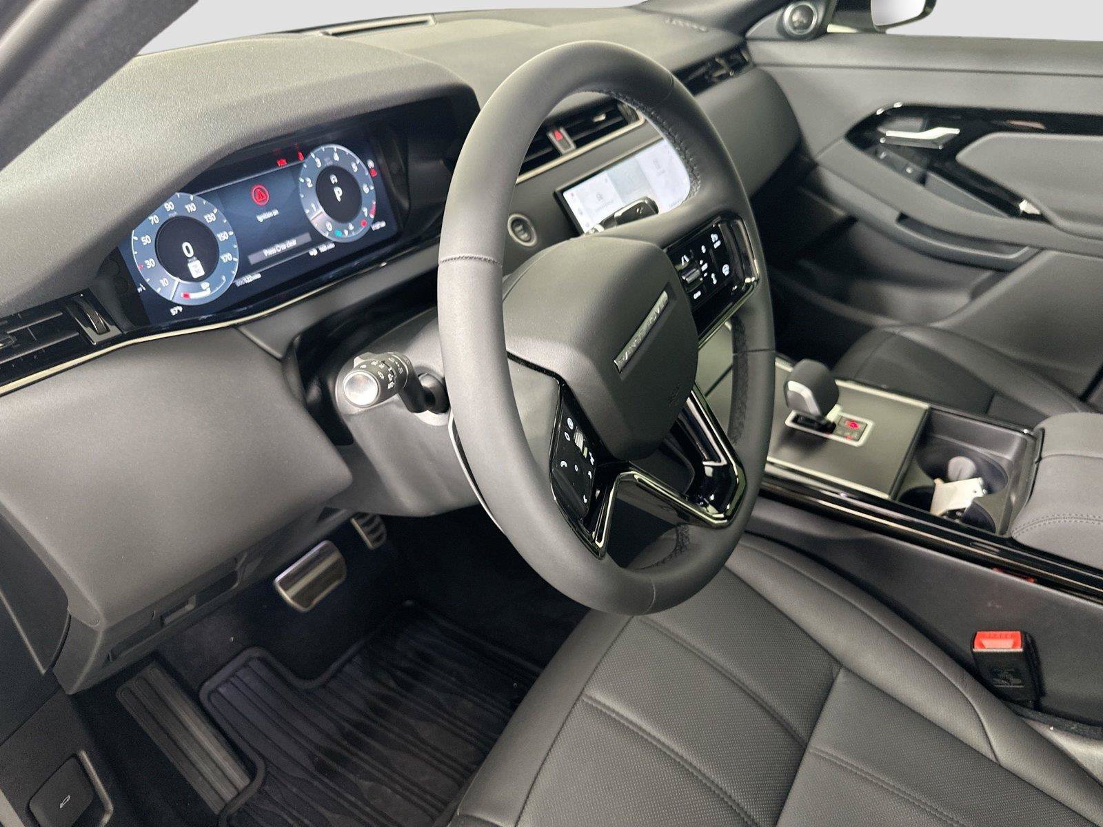 Certified 2026 Land Rover Range Rover Evoque Dynamic SE AWD/4WD image 9