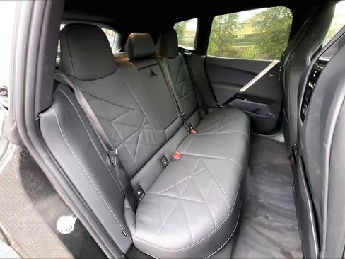 Used 2024 BMW iX xDrive50 image 28