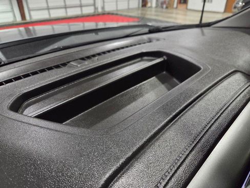 Used 2019 Chevrolet Silverado 1500 LT w/ Texas Edition image 61