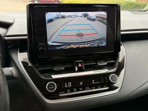 Used 2024 Toyota Corolla LE image 22