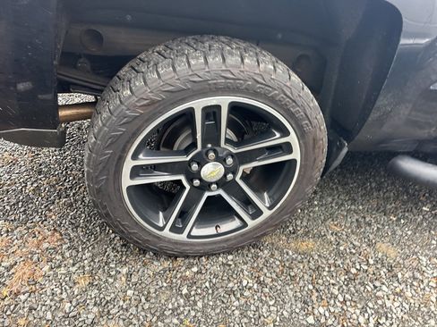 Used 2015 Chevrolet Silverado 1500 LT w/ LPO, Black Pack image 22