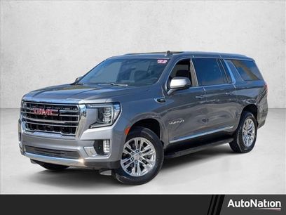 Used 2022 GMC Yukon XL SLT w/ SLT Premium Package