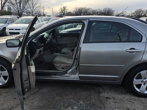 Used 2008 Ford Fusion SE image 3
