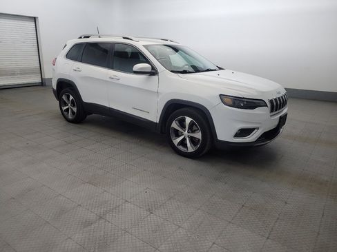 Used 2020 Jeep Cherokee Limited image 11