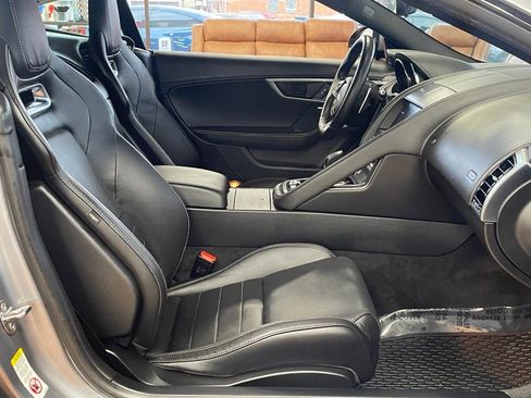 Used 2020 Jaguar F-TYPE Coupe image 23