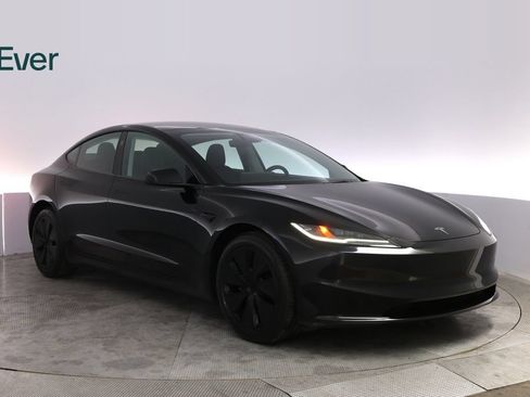 Used 2024 Tesla Model 3 Standard Range RWD image 13