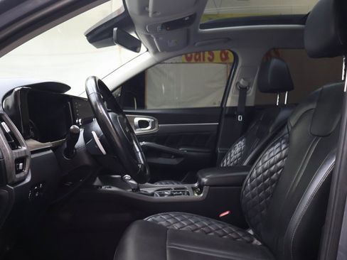 Used 2022 Kia Sorento SX Prestige image 18