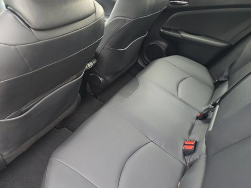 Used 2021 Toyota Prius Prime Limited w/ Carpet Mat Package (TMS) FWD image 9