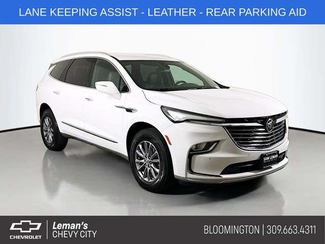Used 2023 Buick Enclave Essence FWD image 1