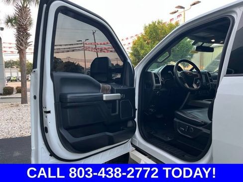 Used 2018 Ford F250 Lariat w/ Lariat Value Package AWD/4WD image 4