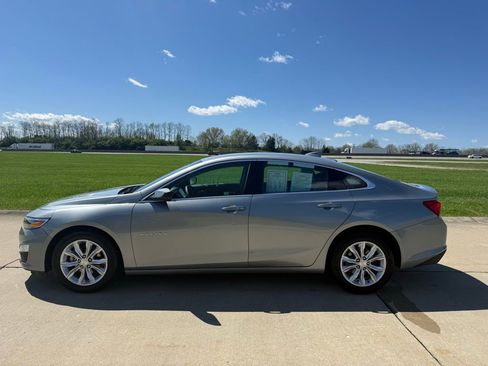 Used 2024 Chevrolet Malibu LT FWD image 9