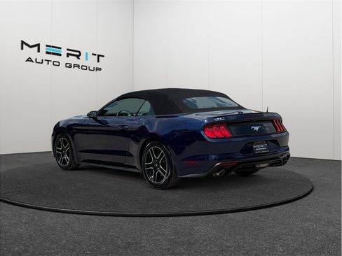 Used 2020 Ford Mustang Premium RWD image 7