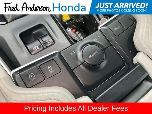 Used 2024 Toyota Grand Highlander FWD image 12