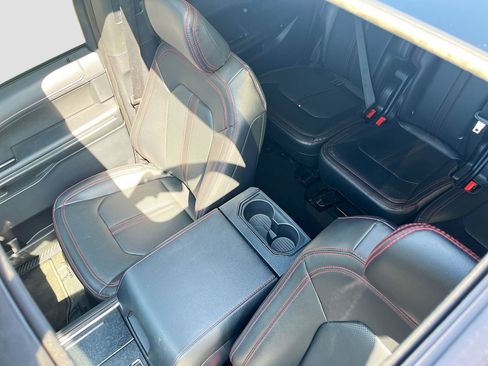 Used 2024 Ford Expedition Max Limited RWD image 23