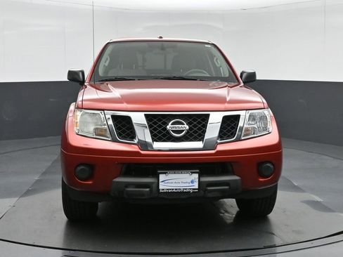 Used 2017 Nissan Frontier SV AWD/4WD image 2