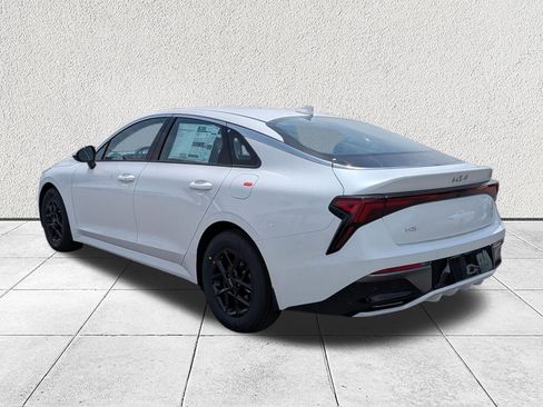 New 2026 Kia K5 LXS FWD image 5