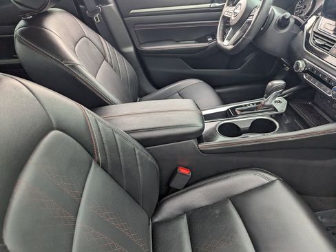 Certified 2023 Nissan Altima 2.5 SR w/ SR Premium Package image 14