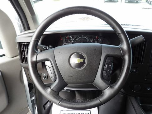 Used 2022 Chevrolet Express 2500 w/ Driver Convenience Package RWD image 20