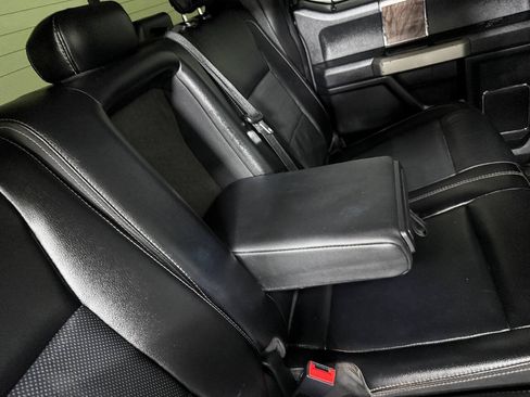 Used 2019 Ford F250 Lariat w/ Lariat Ultimate Package AWD/4WD image 44