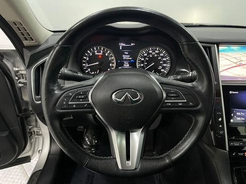 Used 2019 INFINITI Q50 Luxe w/ Essential Package (3.0T Luxe) image 19