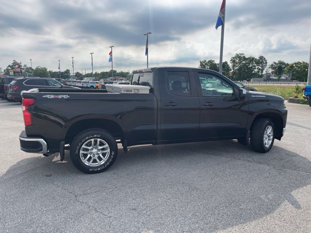 Used 2020 Chevrolet Silverado 1500 LT w/ All-Star Edition AWD/4WD image 14