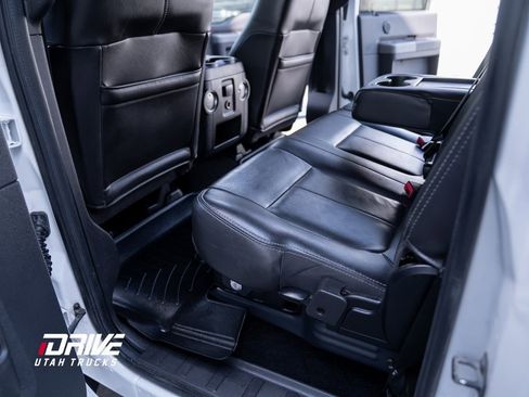 Used 2012 Ford F350 Lariat w/ Lariat Interior Pkg image 28