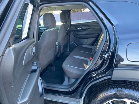 Used 2025 Chevrolet TrailBlazer LT image 18